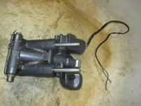 Load image into Gallery viewer, Yamaha 130hp 2 Stroke outboard Tilt Trim Unit
