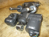 Load image into Gallery viewer, Yamaha 130hp 2 Stroke outboard Tilt Trim Unit
