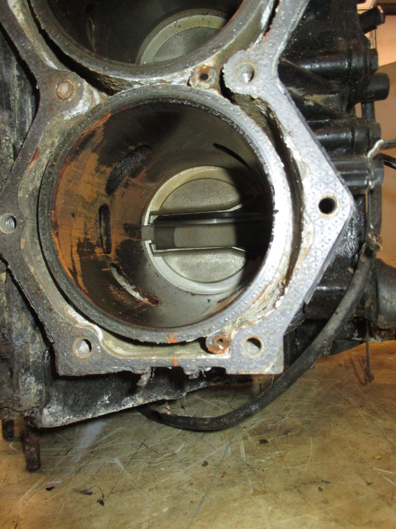 Johnson 90hp 2 stoke crankcase block 32710
