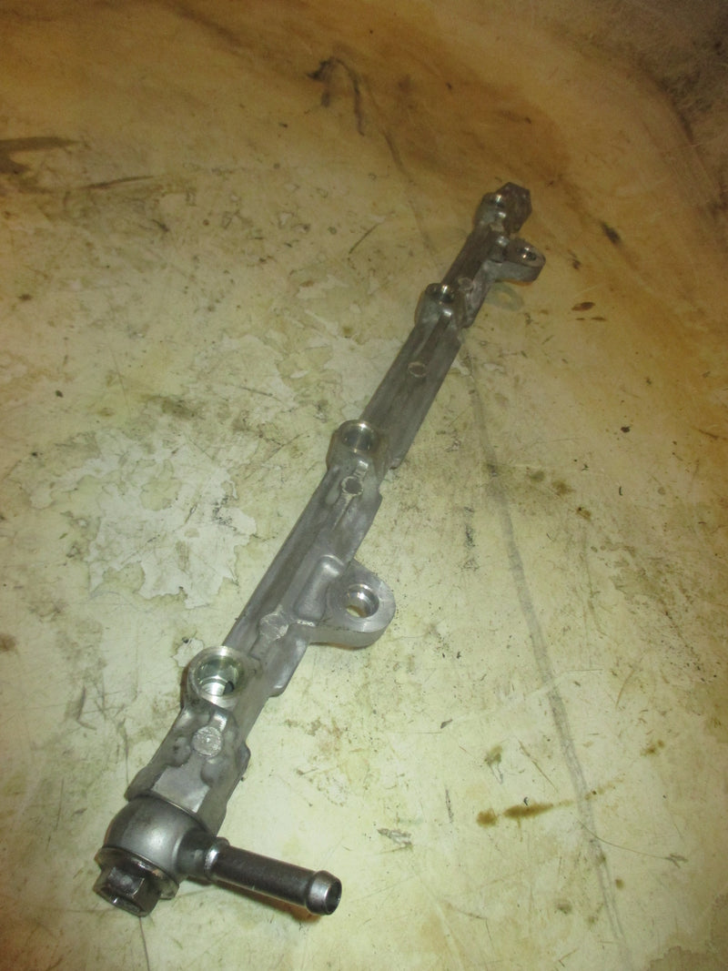 Suzuki DF175 175hp 4 stroke Outboard Fuel rail (15751-96J00)