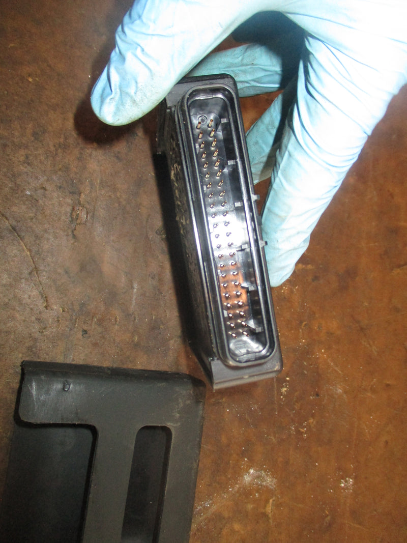 Suzuki DF90 outboard ECU (33920-90J00)