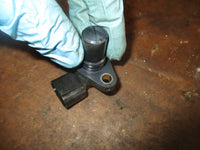 Load image into Gallery viewer, Suzuki DF90 outboard cam position sensor (33220-76G02)
