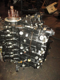 Load image into Gallery viewer, Evinrude 150hp ETEC outboard crankcase powerhead
