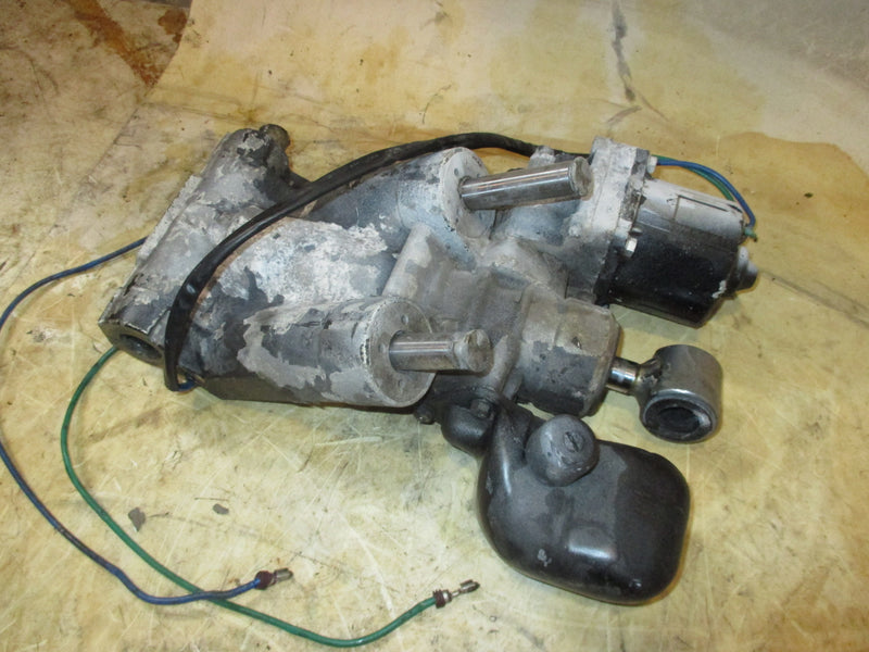 Evinrude 135hp Ficht 2 stroke outboard tilt trim unit