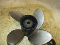 Load image into Gallery viewer, Evinrude 135hp Ficht 2 stroke outboard offshore stainless steel propellor
