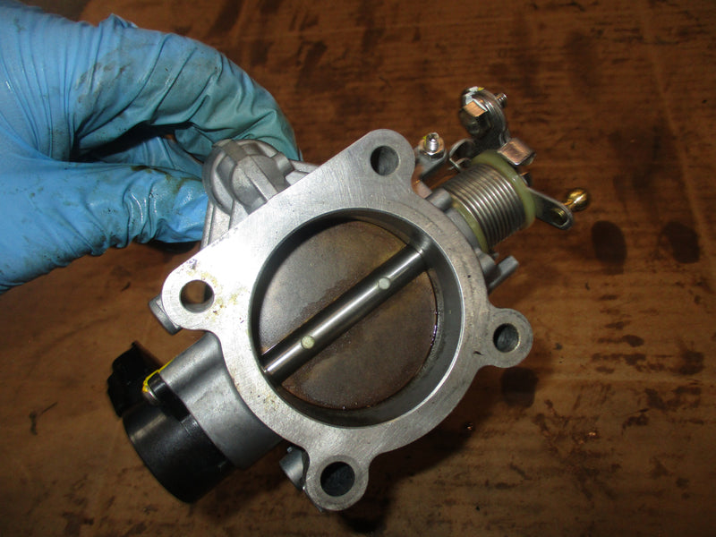 Yamaha 115hp 4 stroke outboard throttle body and sensor (6EK-13751-00-00)