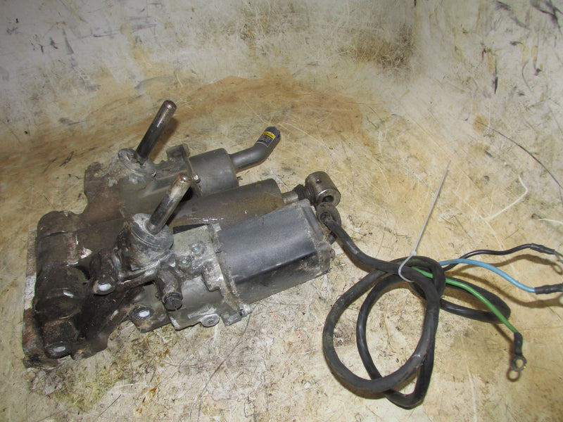 Mercury Mariner 100hp 2 Stroke Outboard Tilt trim unit