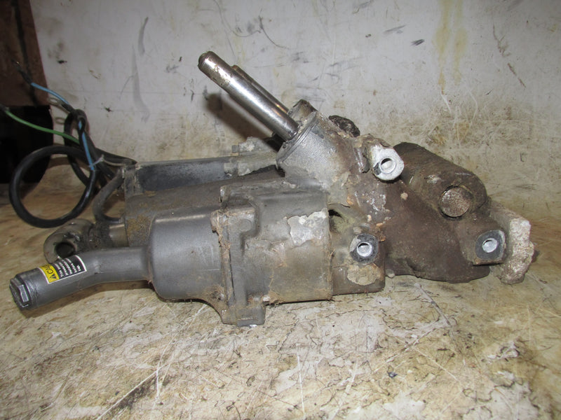 Mercury Mariner 100hp 2 Stroke Outboard Tilt trim unit