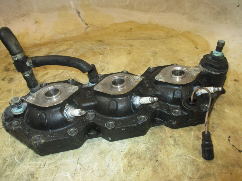Evinrude 135hp Ficht 2 stroke outboard starboard cylinder head (347308)