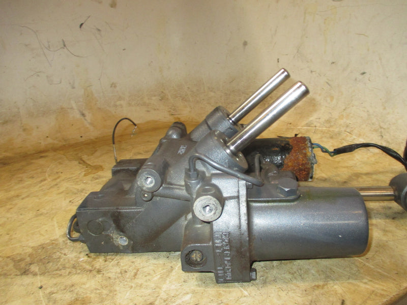 Yamaha 90hp 2 Stroke outboard Tilt Trim Unit (6H1-17)