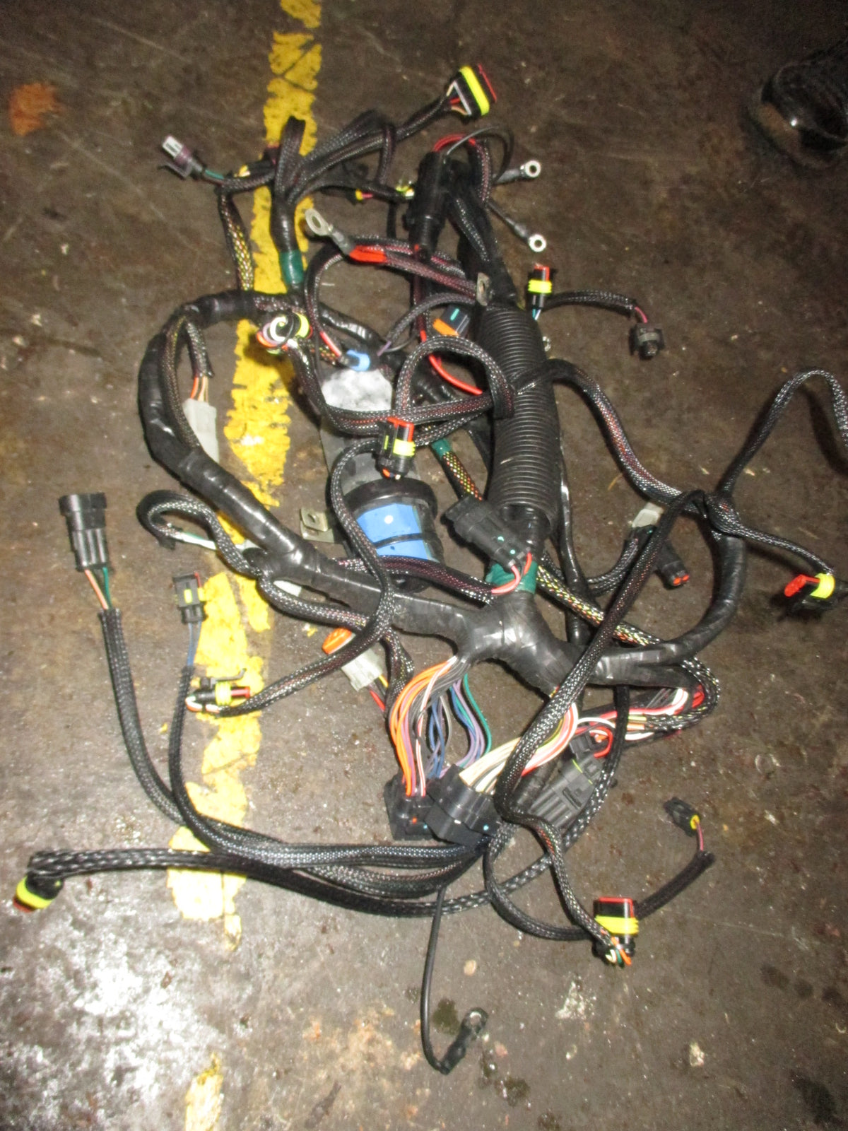 Evinrude 150hp ETEC outboard engine wiring harness