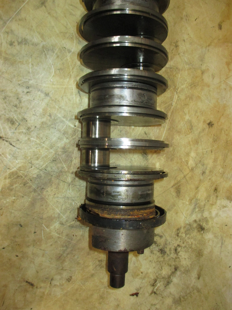 Evinrude 135hp Ficht 2 stroke outboard crankshaft (438930)