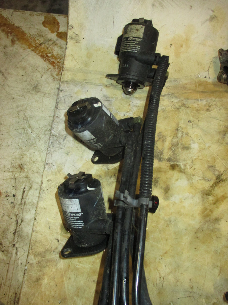 Evinrude 135hp Ficht 2 stroke outboard fuel injector set (500156)