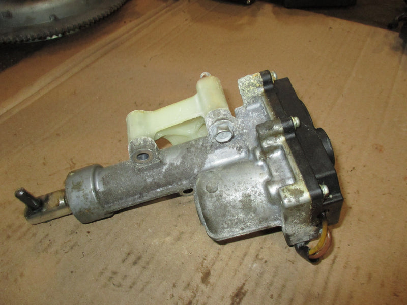 Yamaha 4.2L 300hp 4 stroke outboard shift actuator (6DV-4820A-00-00)