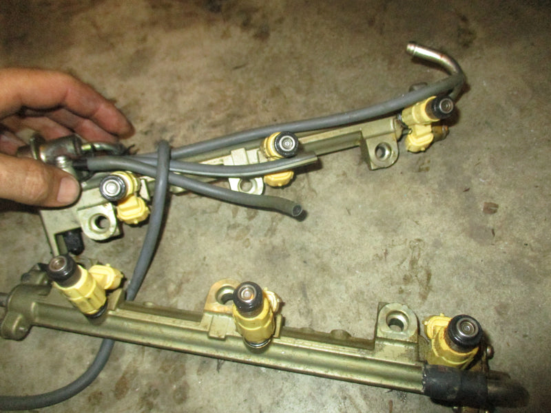 Yamaha Mercury 225hp outboard Fuel Rail and injector set 69J-13761-00