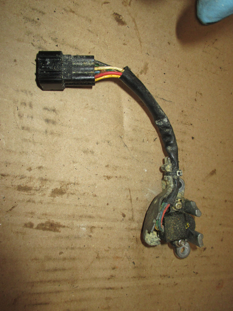 Yamaha 4.2L 300hp 4 stroke outboard shift position sensor (6CE-68303-00-00)