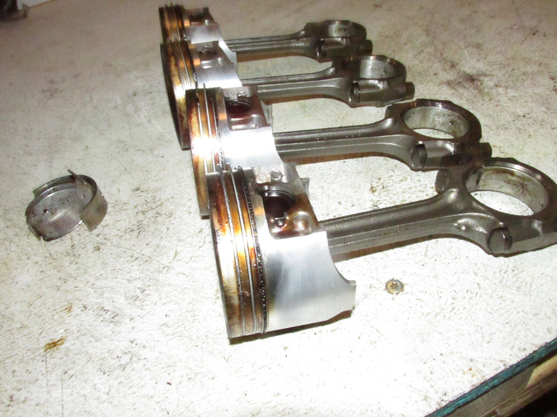 Suzuki DF115 115hp Outboard Piston and Rod Set (12111-90J01)