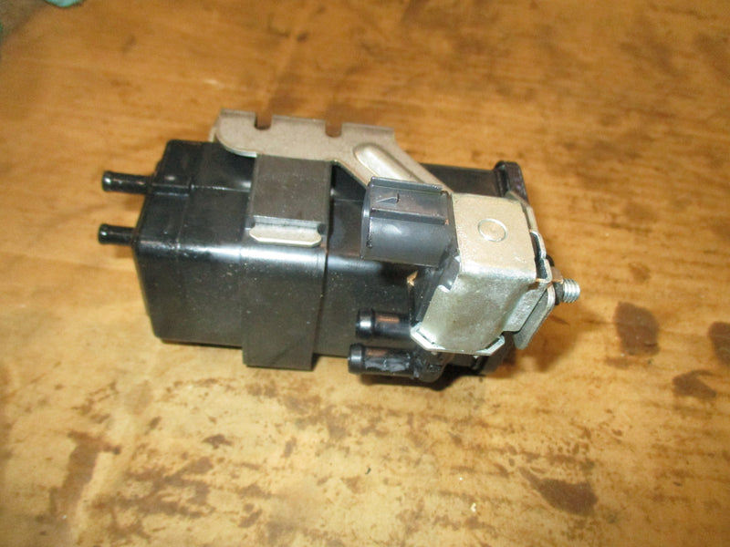 Yamaha 115hp 4 stroke outboard air cannister and solenoid valve