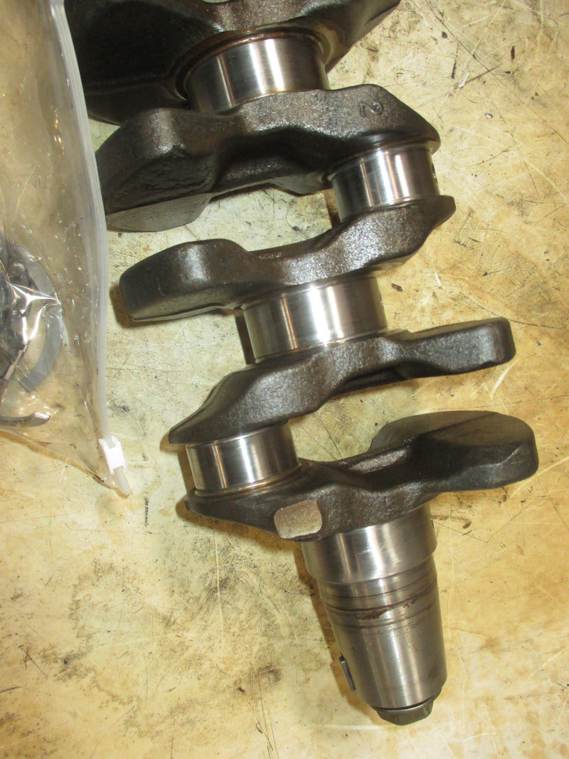 Suzuki DF140 140hp 4 stroke outboard crankshaft (12220-92J00)