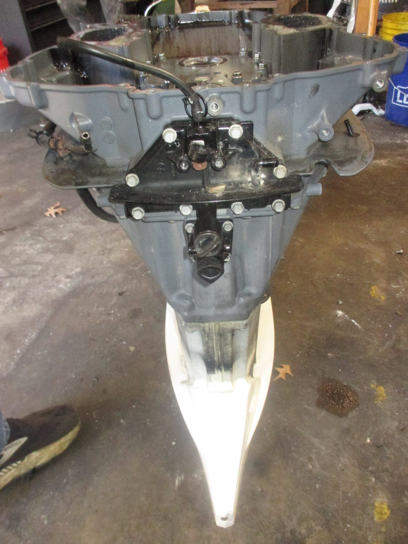 Suzuki DF350A 350hp 4 Stroke outboard 25" Shaft Midsection