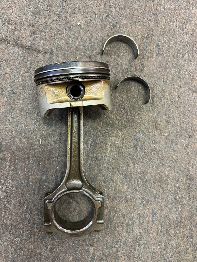 Yamaha 100hp 4 stroke outboard piston and rod (67F-00) #1