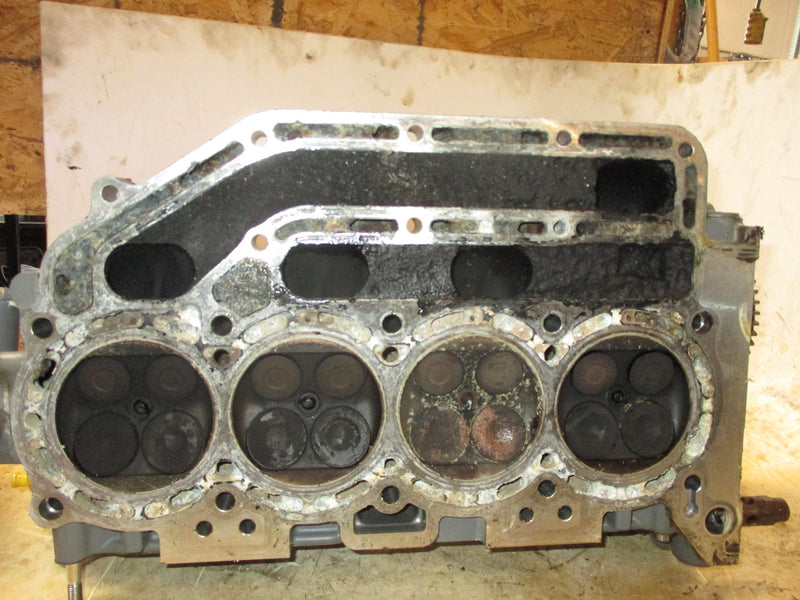 Suzuki DF140 140hp 4 stroke outboard cylinder head