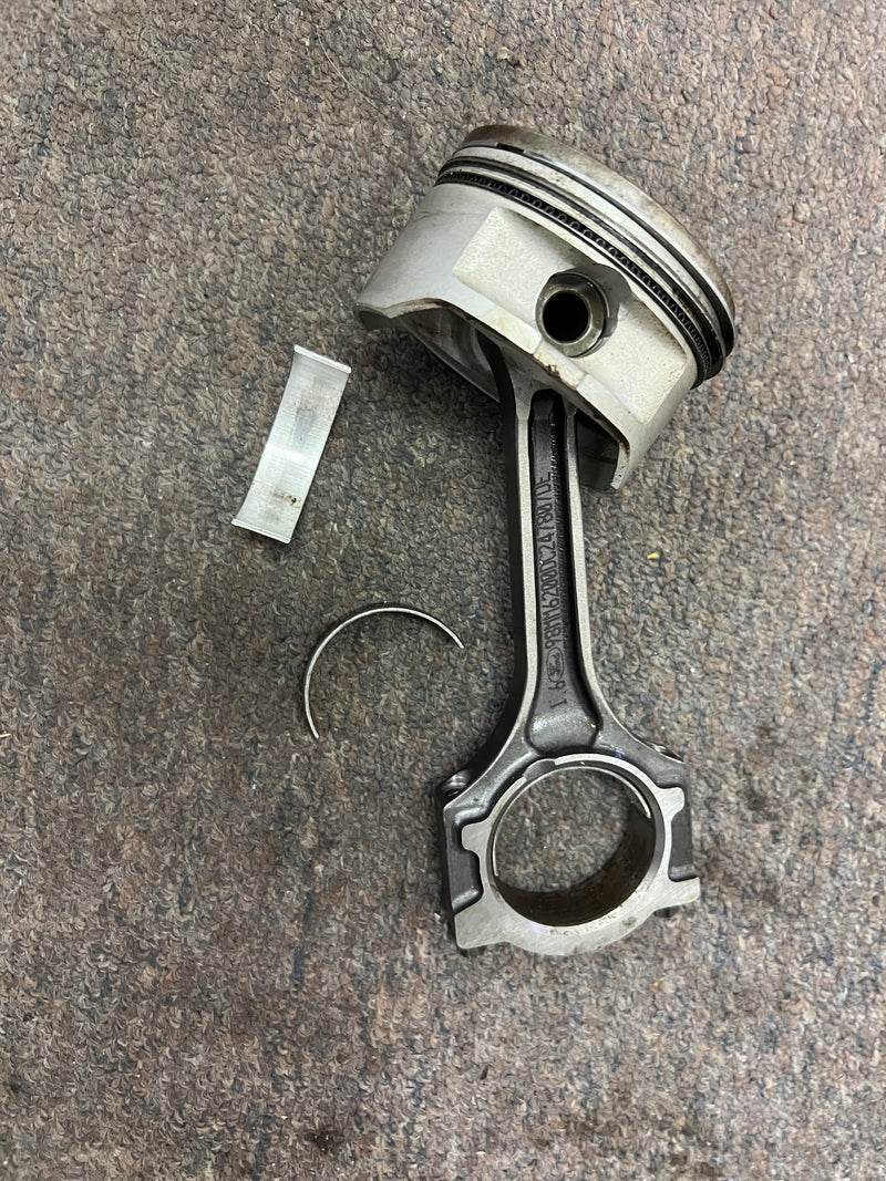 Yamaha 100hp 4 stroke outboard piston and rod (67F-00) #2