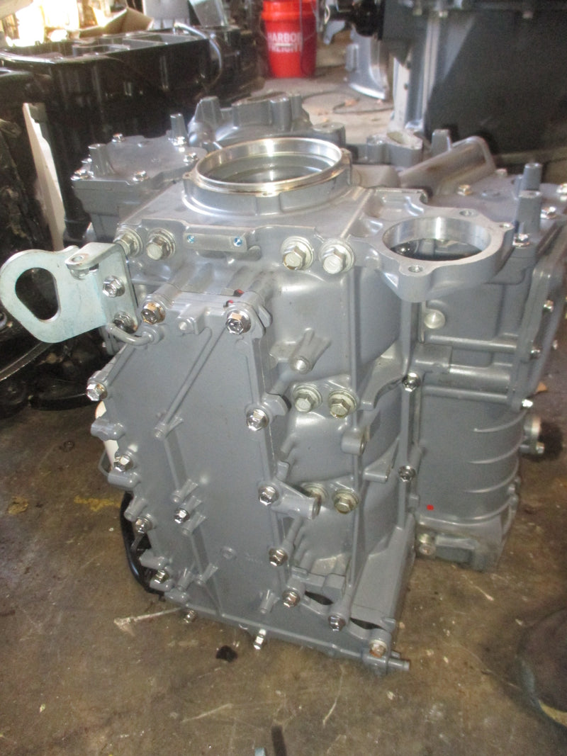 Suzuki DF350A 350hp 4 Stroke outboard Crankcase Block