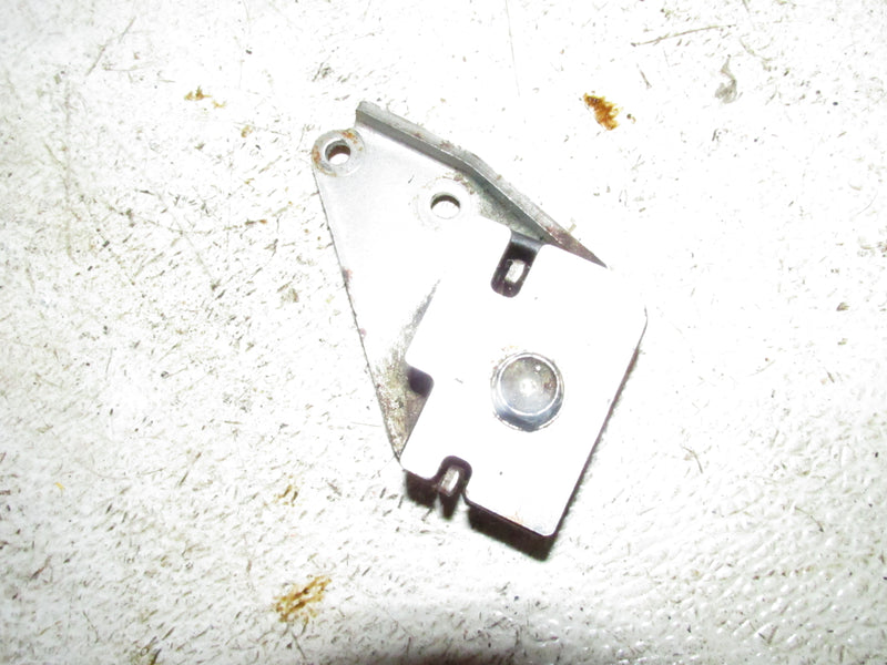 Suzuki DF115 115hp Outboard Throttle and Shifter Cable Holder (67341-90J32)