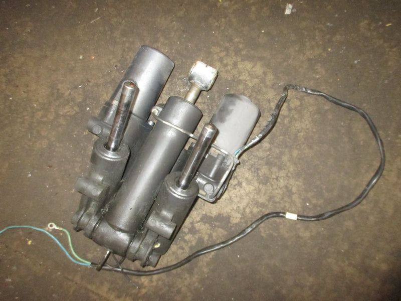 Yamaha 4.2L 300hp 4 stroke outboard tilt trim unit 69J-43800-06-8D