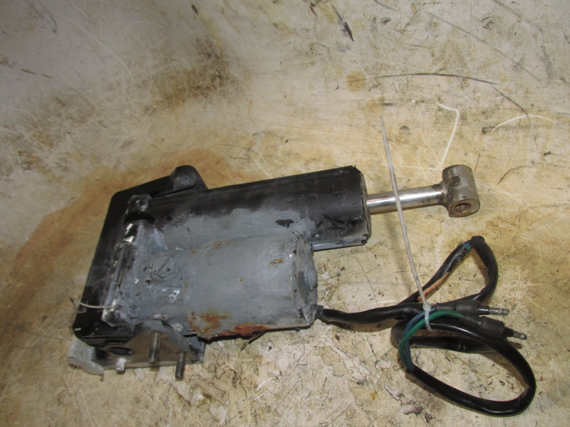 Mercury 50hp 2 Stroke Outboard Tilt trim unit (830150A2)
