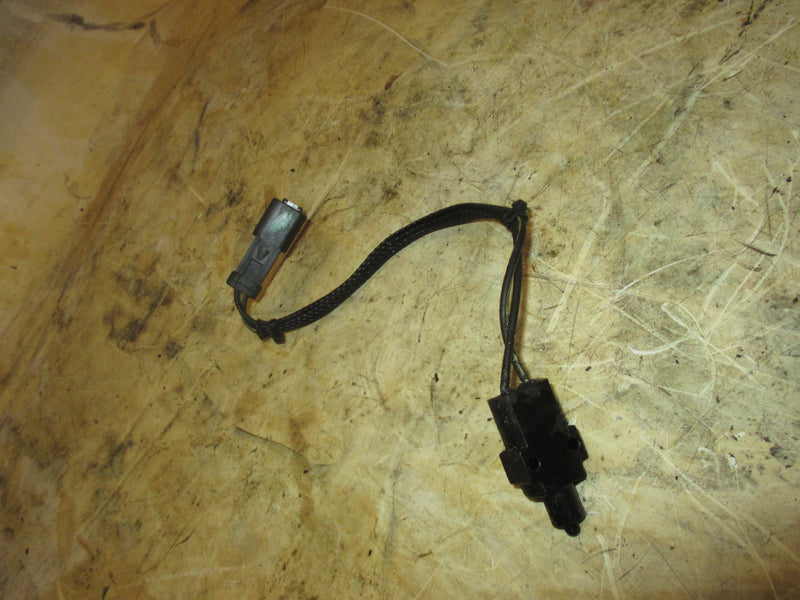 Evinrude 135hp Ficht 2 stroke outboard shift interrupt switch (586130)