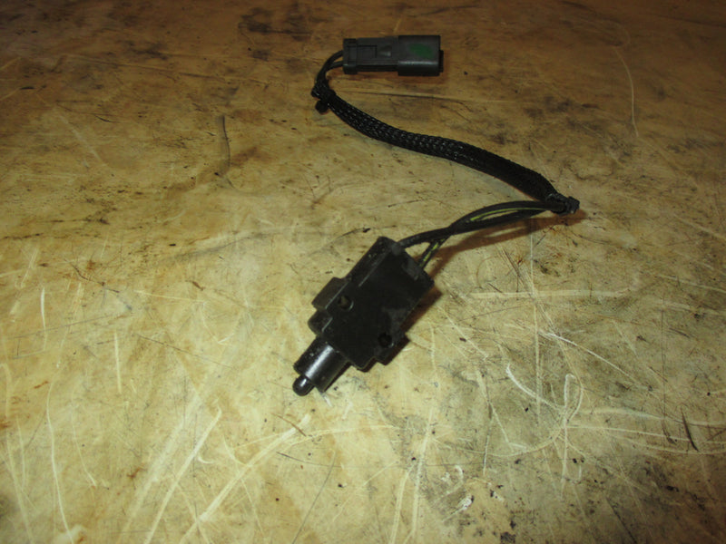 Evinrude 135hp Ficht 2 stroke outboard shift interrupt switch (586130)