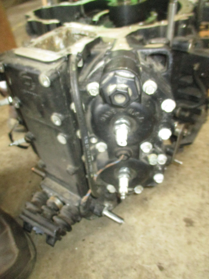 Evinrude 90-115hp 2 stroke 60 degree outboard Crankcase Powerhead