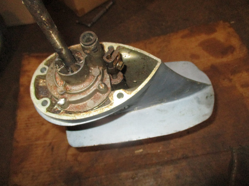 Evinrude 6hp outboard 20" long shaft lower unit