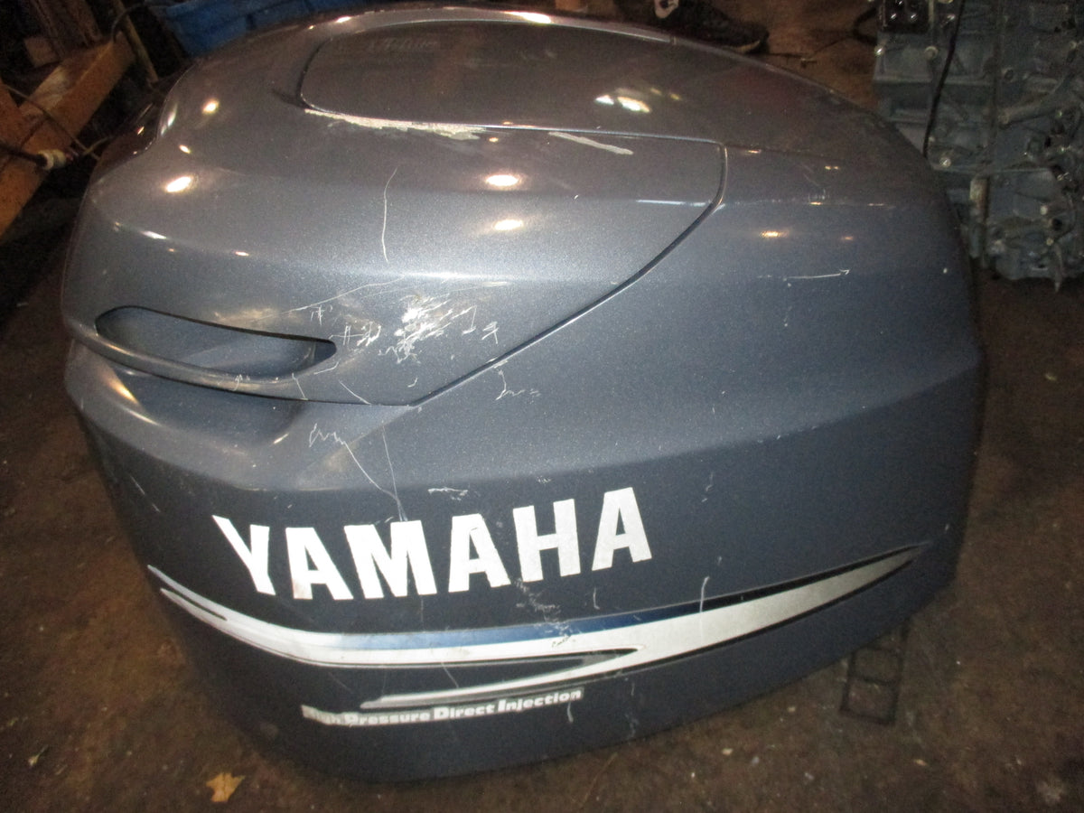 Yamaha 200hp HPDI outboard top cowling