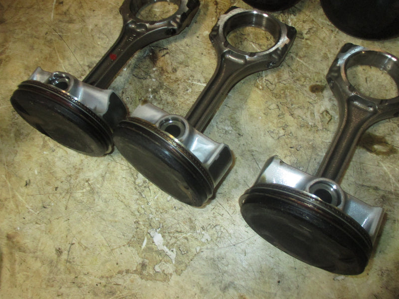 Suzuki DF350A 350hp 4 Stroke outboard Piston and Rod Set of 6