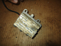 Load image into Gallery viewer, Evinrude 90-115hp 2 stroke 60 degree outboard Rectifier Regulator 586075
