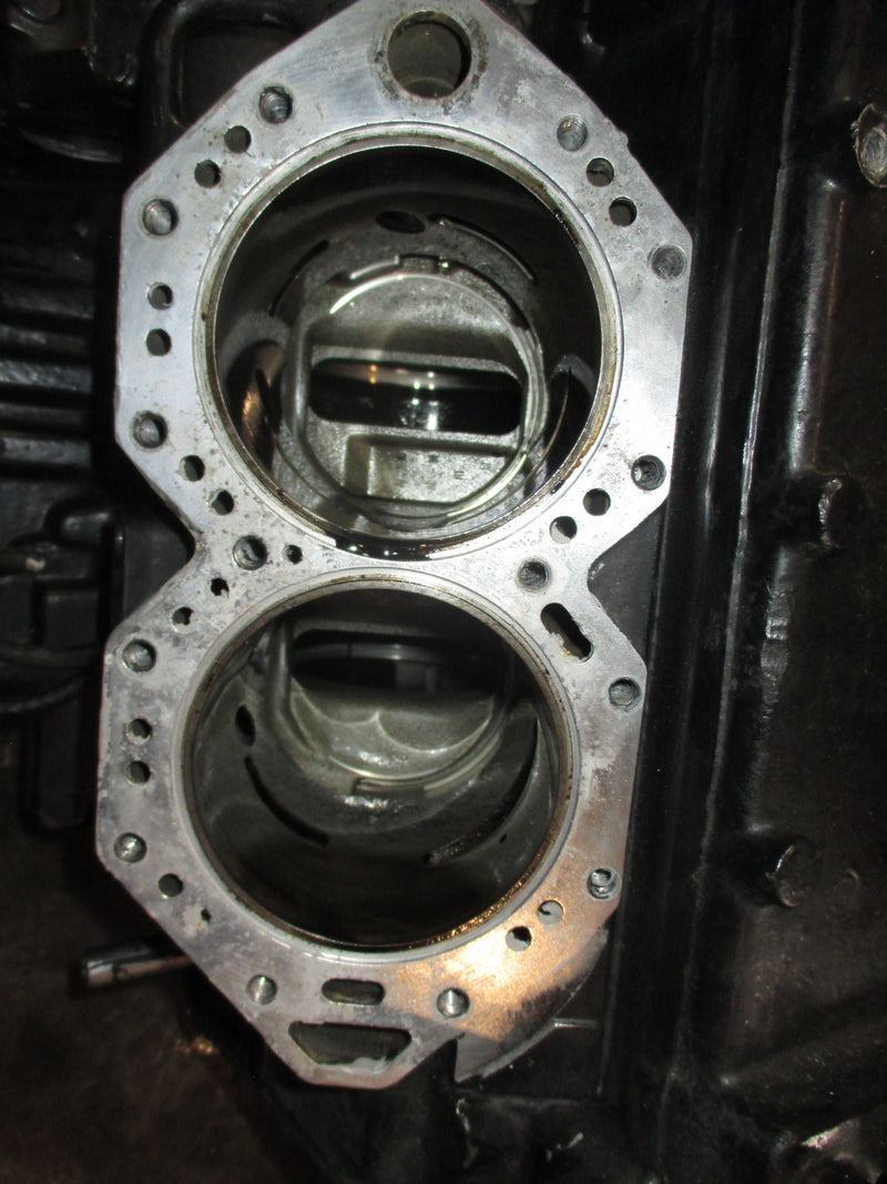 Johnson 90hp ocean pro 2 stroke outboard crankcase block