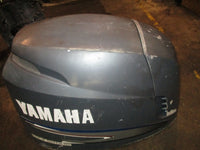 Load image into Gallery viewer, Yamaha 115hp 4 stroke outboard top cowling Broken in back
