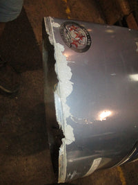 Load image into Gallery viewer, Yamaha 115hp 4 stroke outboard top cowling Broken in back

