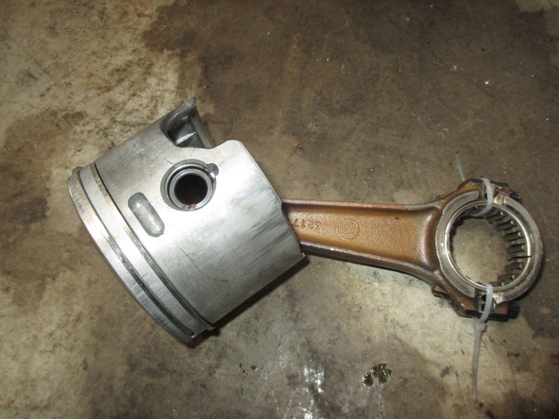 Johnson 90hp ocean pro 2 stroke outboard starboard oversized piston/ rod .030