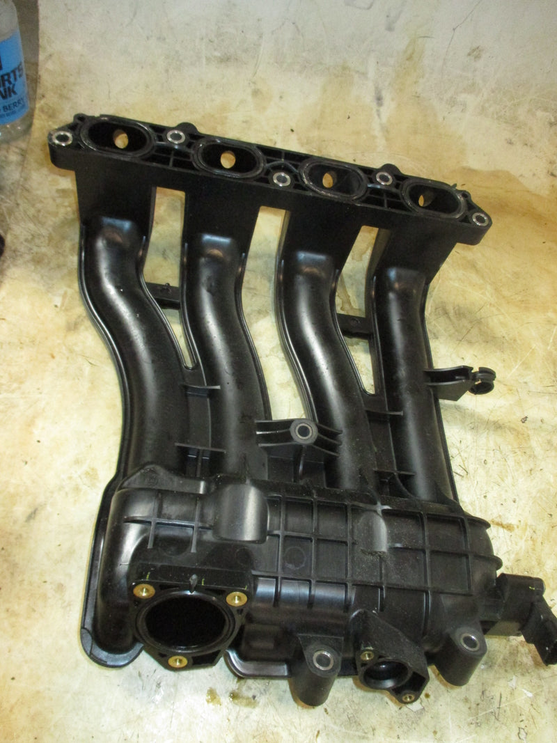 Yamaha 90hp 4 Stroke outboard Intake Manifold (6D8-13641-00-00)