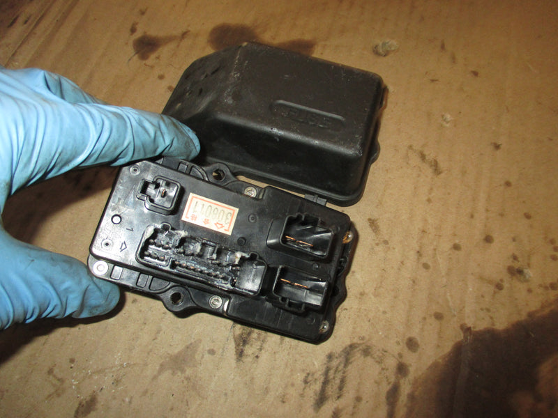 Yamaha 200hp HPDI outboard fuse box (68F-82170-01-00)