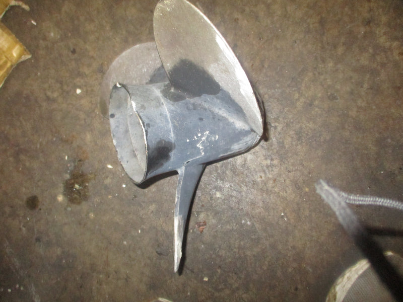 Suzuki DT90 outboard turning point aluminum prop (2143-1711)
