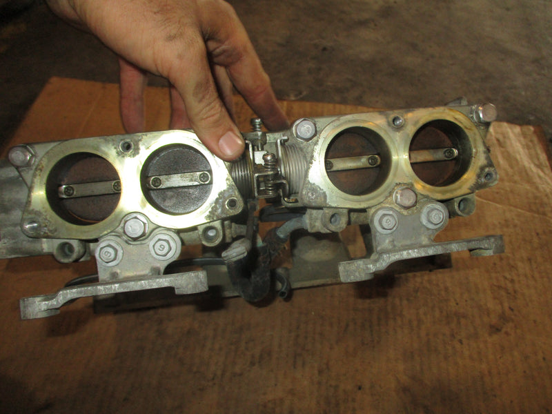 Yamaha 115hp 4 stroke outboard intake manifold/ throttle body 68V-13751-01