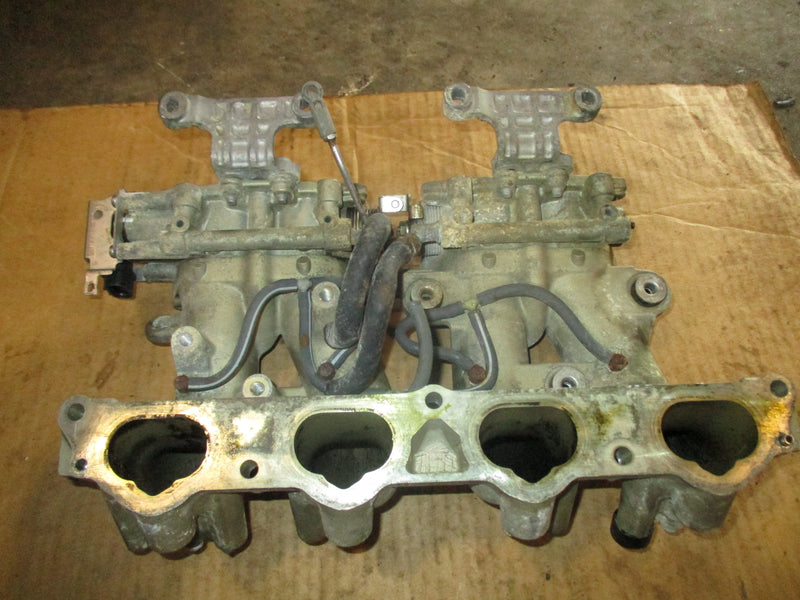 Yamaha 115hp 4 stroke outboard intake manifold/ throttle body 68V-13751-01