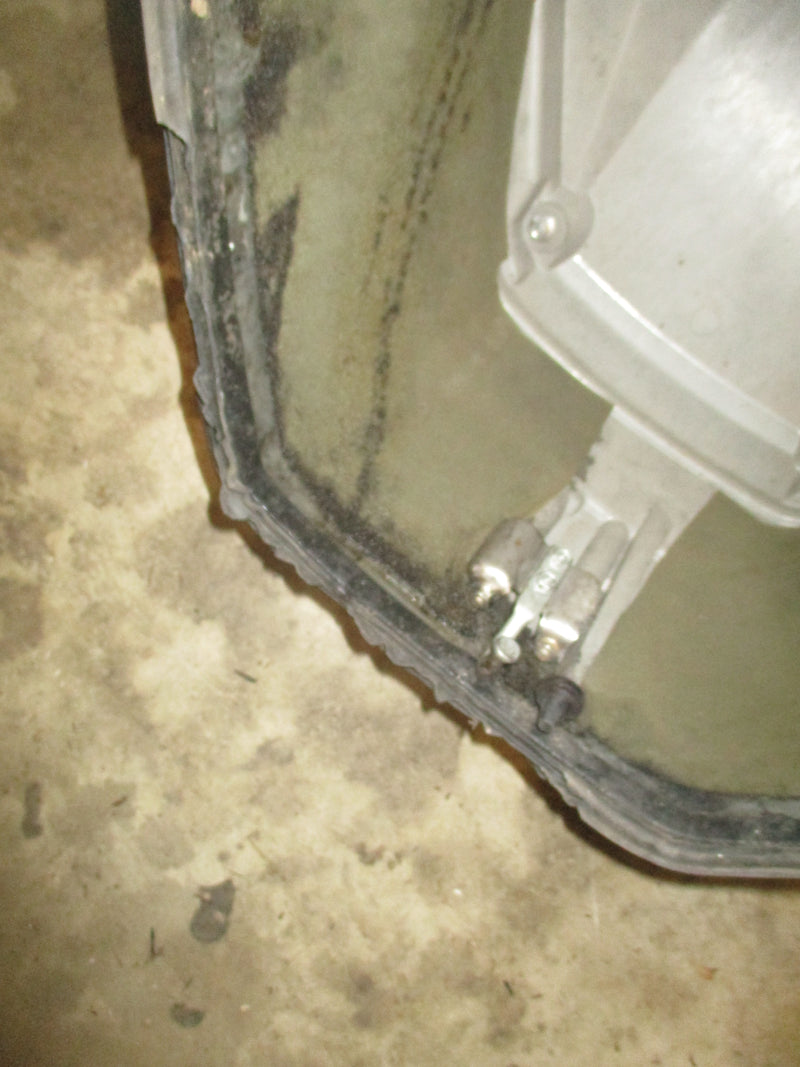 Yamaha 115hp 2 stroke outboard top cowling