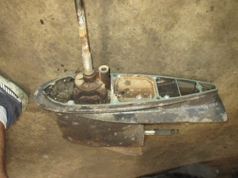 Yamaha 115hp 4 stroke outboard 25 inch lower unit