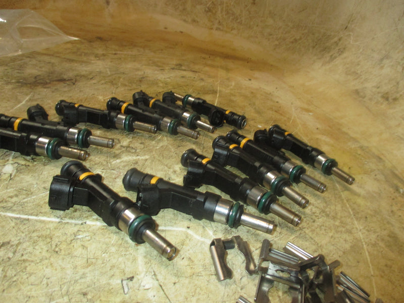 Suzuki DF350A 350hp 4 Stroke outboard Fuel Injector Set (15710-98L00)